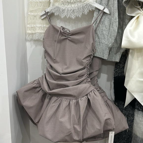 NEW Marianne Mini Dress bubble hem - Picture 2 of 4